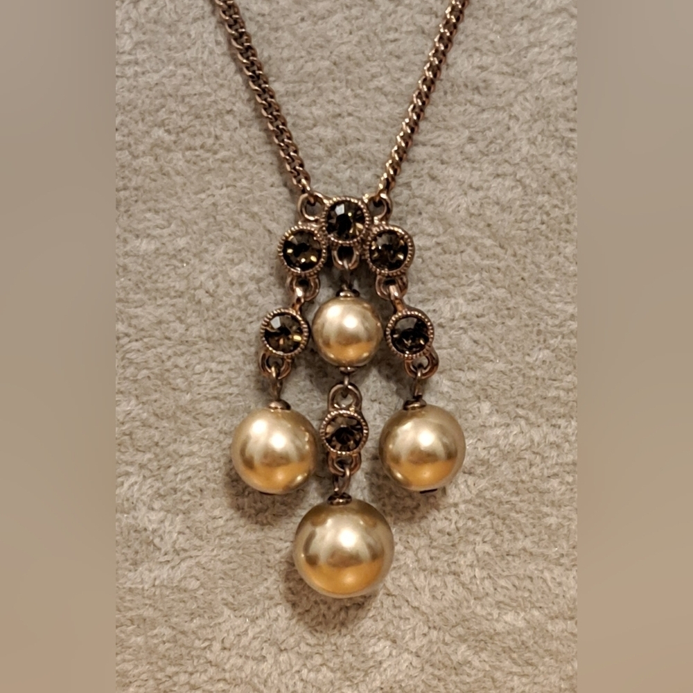 EUC Vintage Givenchy Swarovski Crystal & Silver Pearl Casual Necklace Jewelry - Picture 2 of 4
